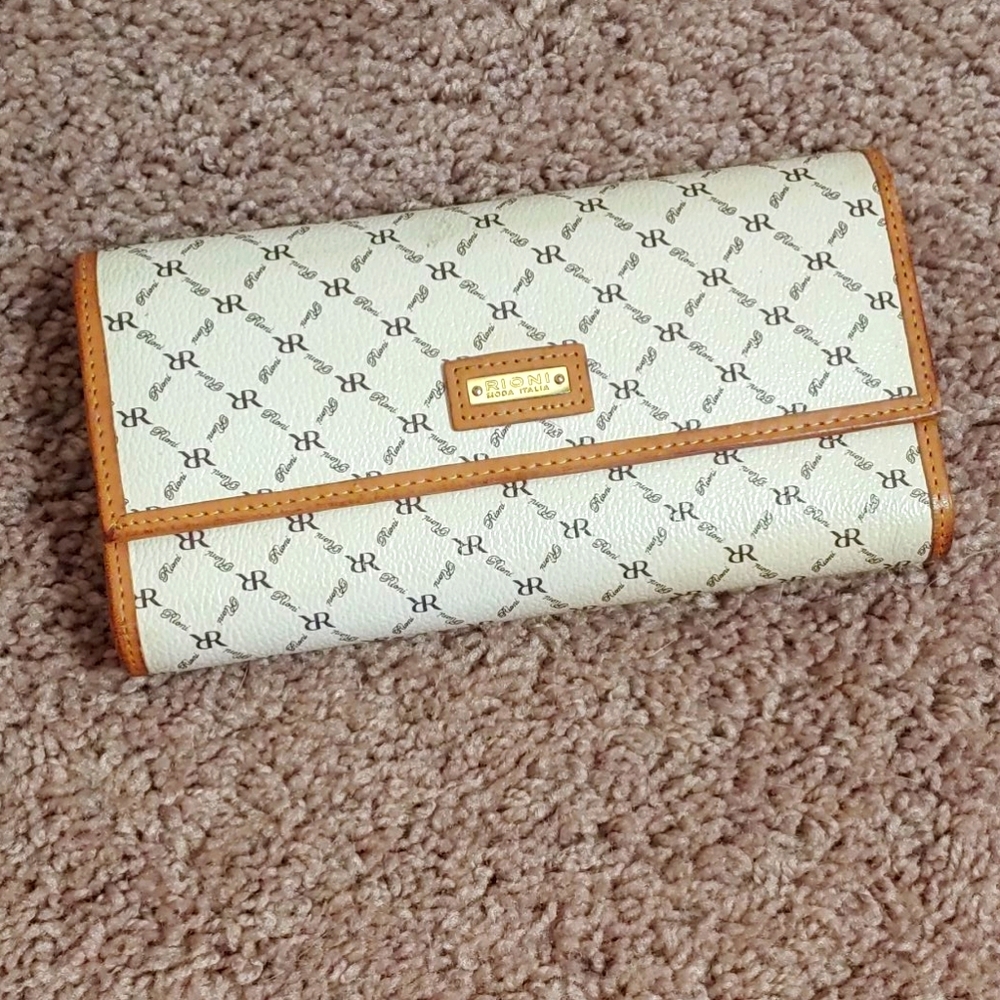Rioni wallet